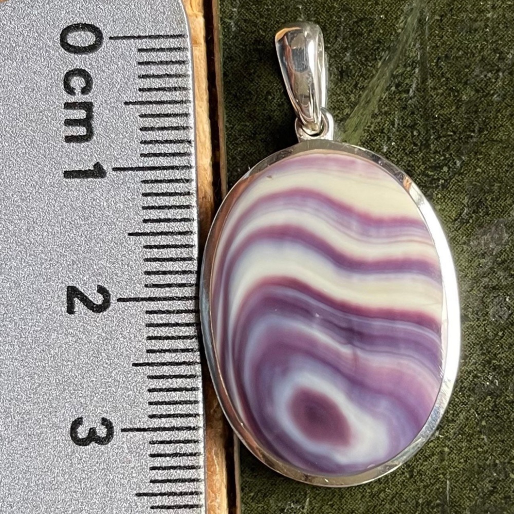 P1086 Wampum quahog sterling silver pendant
